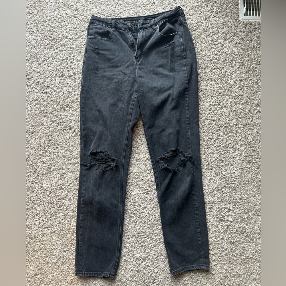 American Eagle Black Mom Jeans